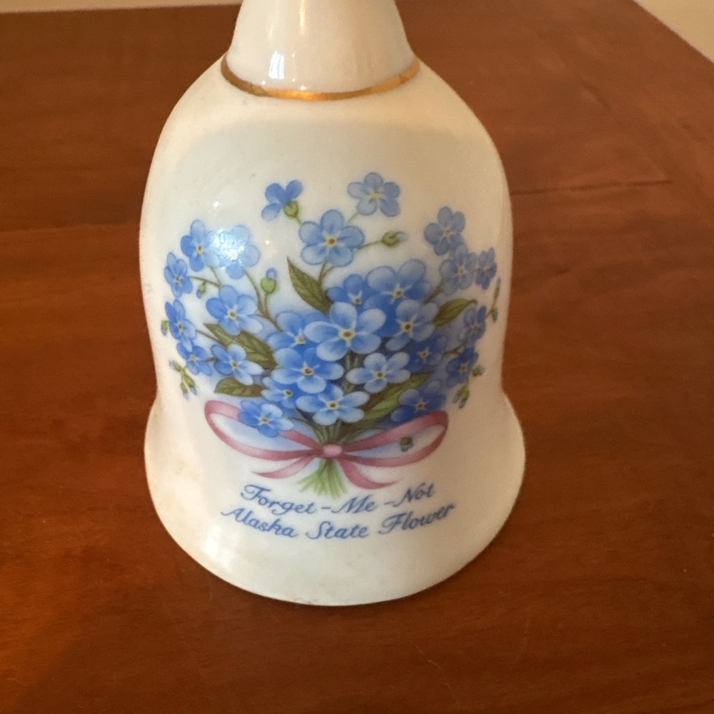 Forget-Me-Not Alaska State Flower Bell Vintage